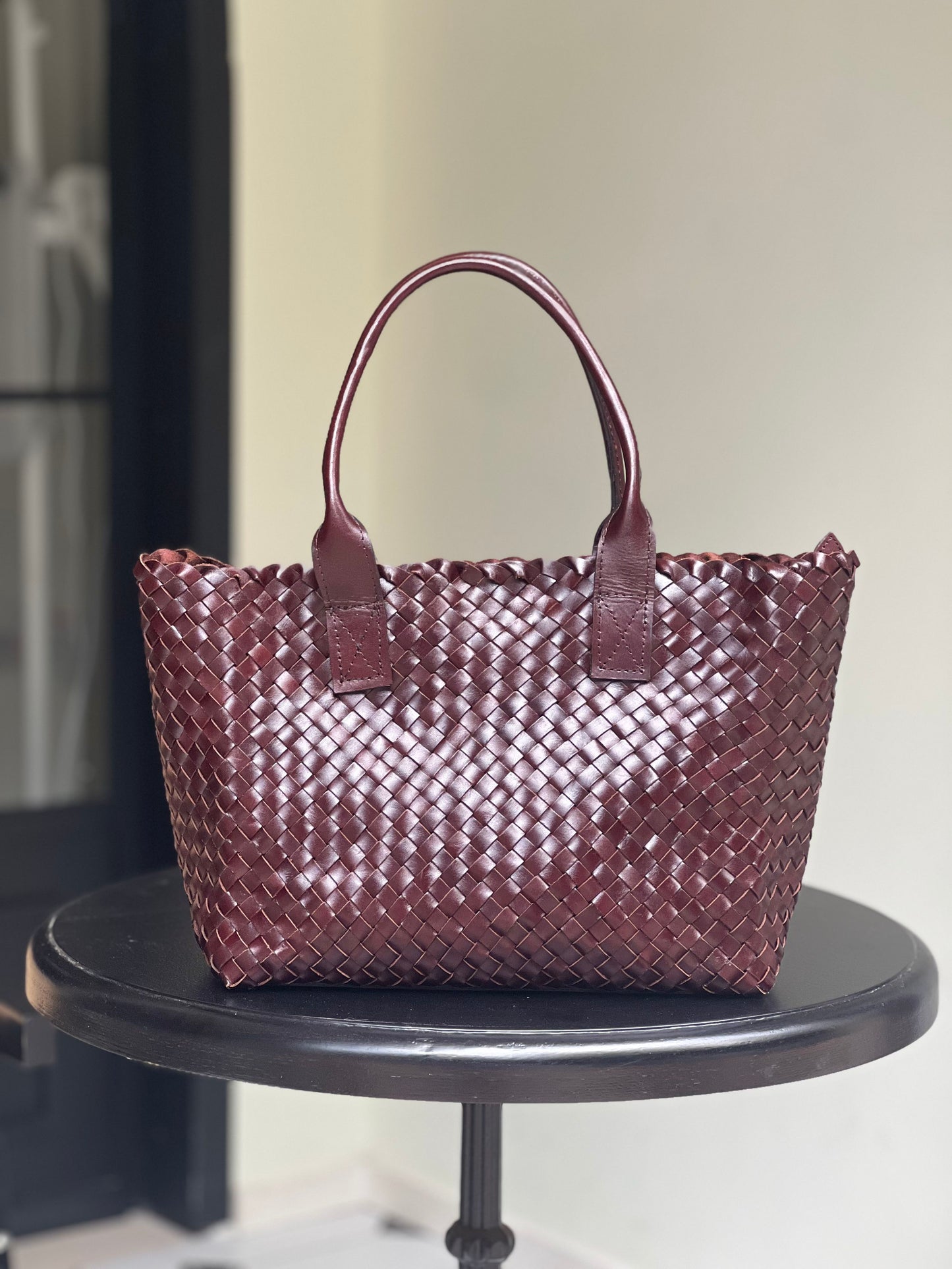 Aurora - Handwoven Leather Tote Bag - Effortless Commuting