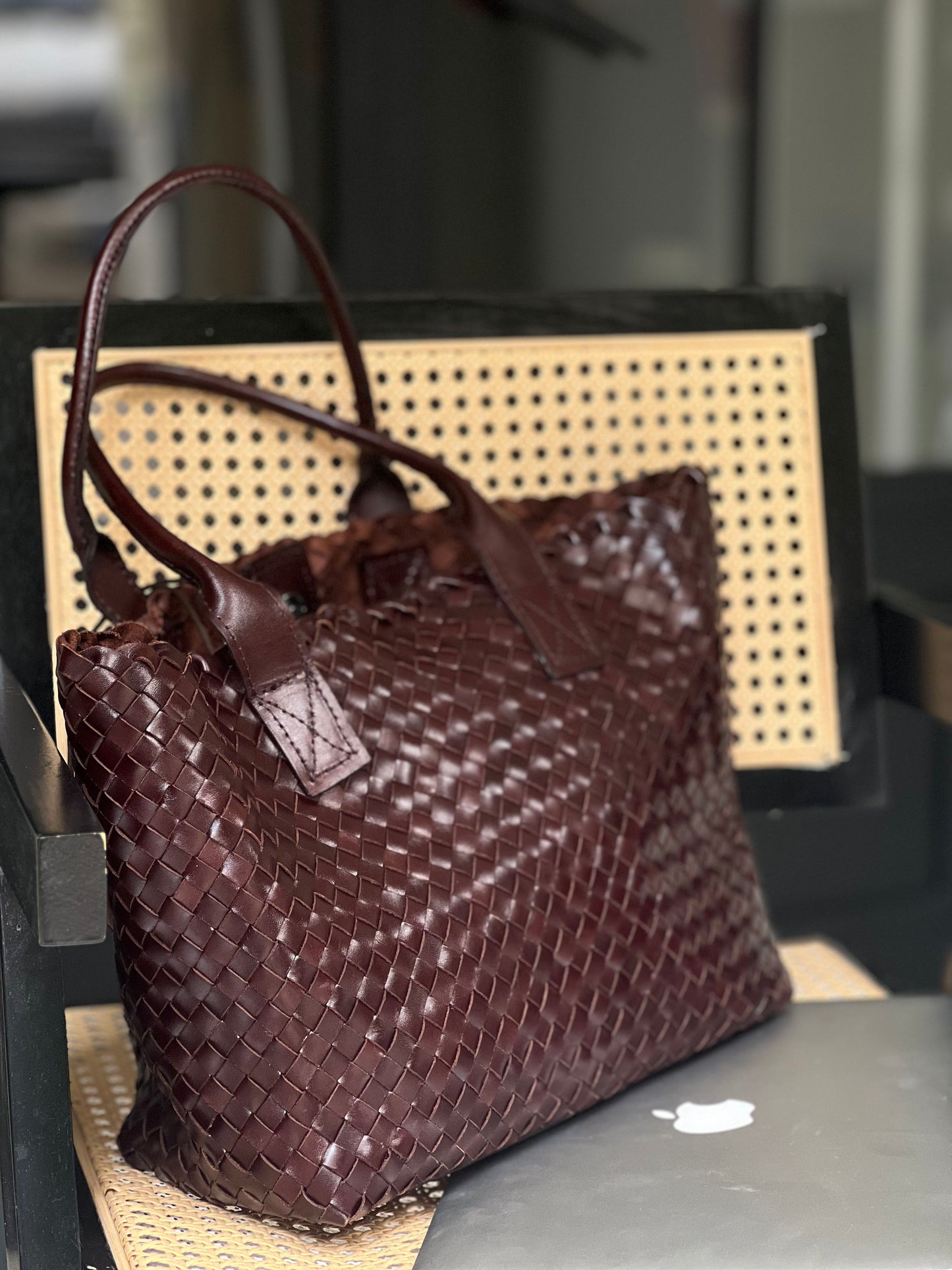 Aurora - Handwoven Leather Tote Bag - Effortless Commuting