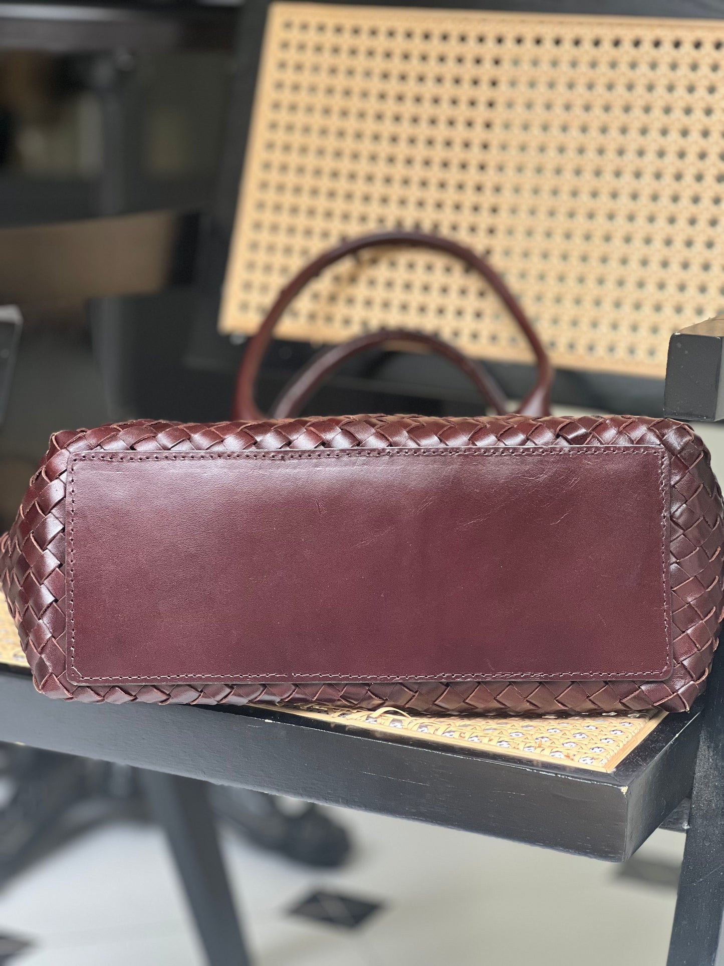 Aurora - Handwoven Leather Tote Bag - Effortless Commuting