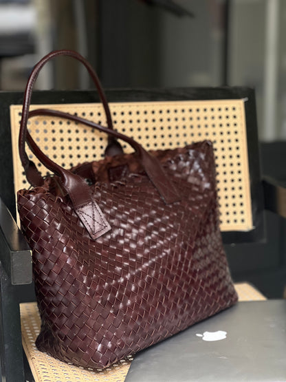 Aurora - Handwoven Leather Tote Bag - Effortless Commuting